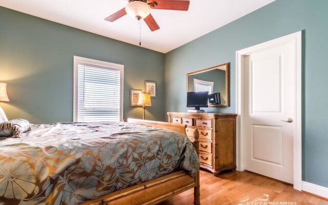 Aqua Vista by Luxury Gulf Rentals