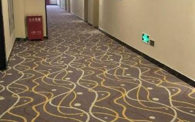 7 Days Premiuma Xingtai Railway Station Tianyi Str