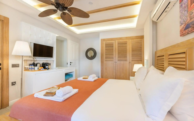 Kalkan Saray Suites - Adults Only