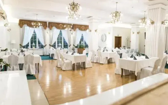Villa Riviera