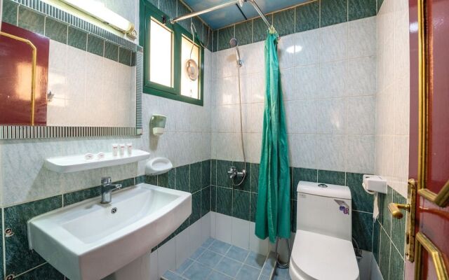Golden Sea Hotel by OYO Rooms