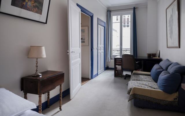Paris Mozart Prestige Residence