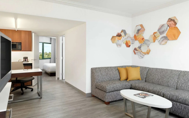 DoubleTree Suites by Hilton Phoenix