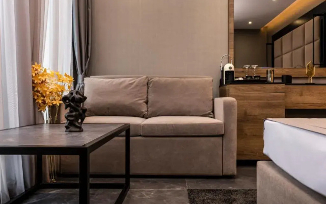 SOHO Apart House