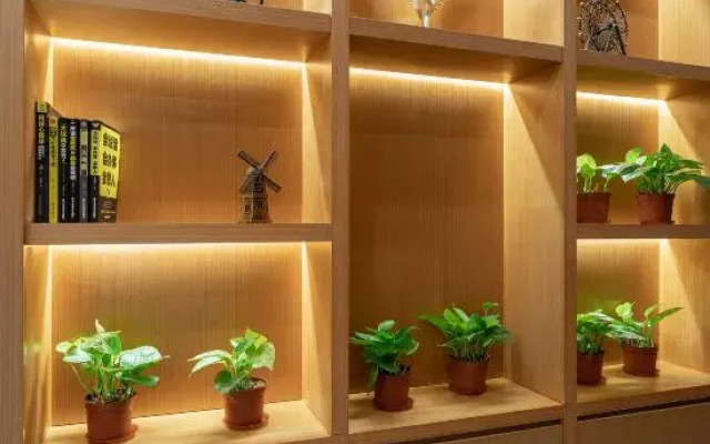 Shanghai Cheng'an Hotel (Fudan Affiliated Pediatric Hospital Jinjiang Paradise Subway Station)