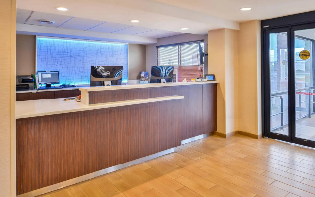 Fairfield Inn Marriott Rochester Airport