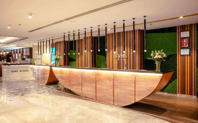 Mercure Dubai Barsha Heights Hotel Suites And Apartments