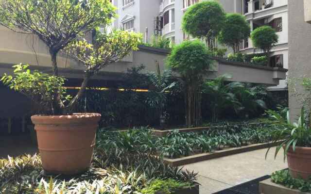 The Forum Apartments