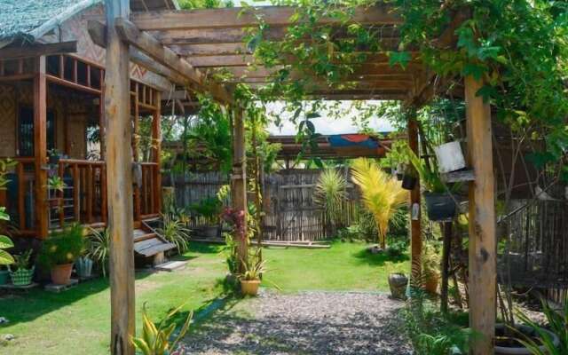 Titanic's Nipa Huts by Hiverooms