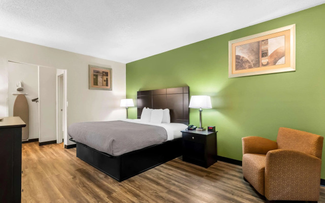 Quality Inn Tullahoma