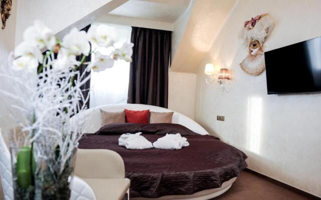 Myo Hotel Mysterius