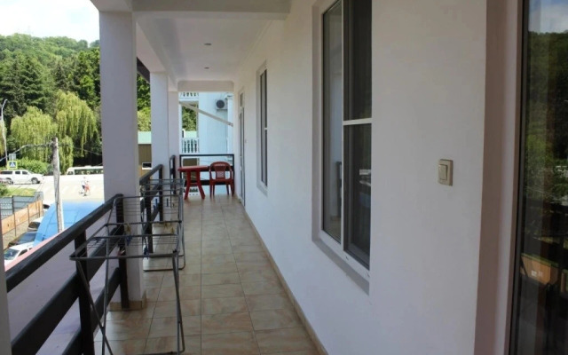 Lora Guest House