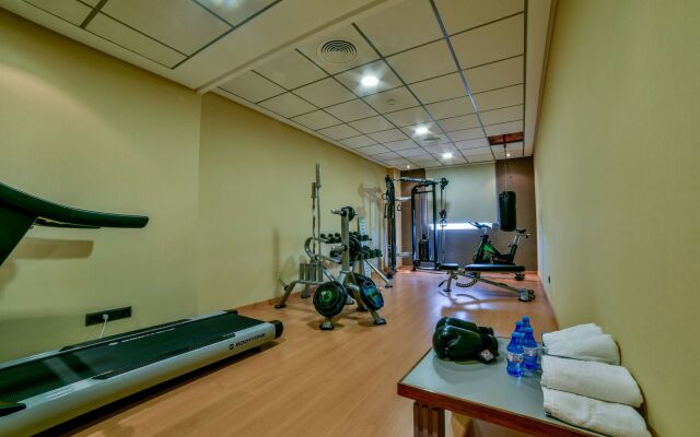 Hotel Sercotel Riscal