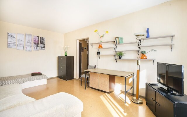 Апартаменты на Римской