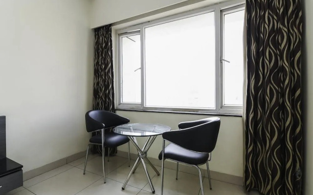 Apple Hotel By OYO Rooms