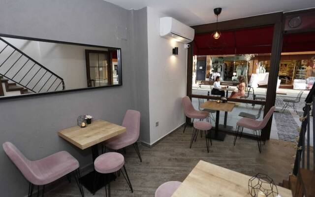 Değirmenlik Casamia Caffe & Suite