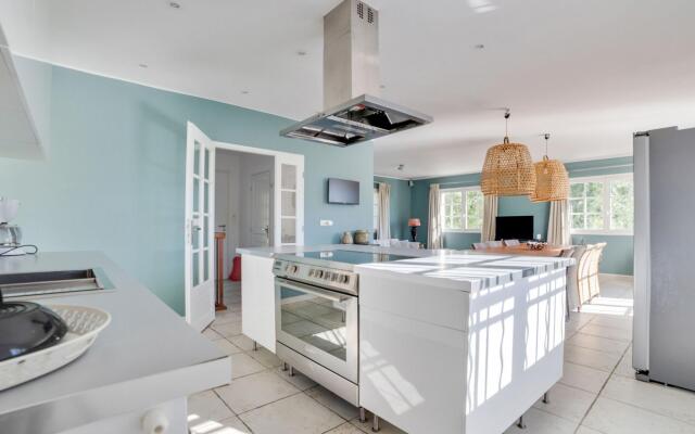 Modern Villa With Swimming Pool in Sainte-maxime