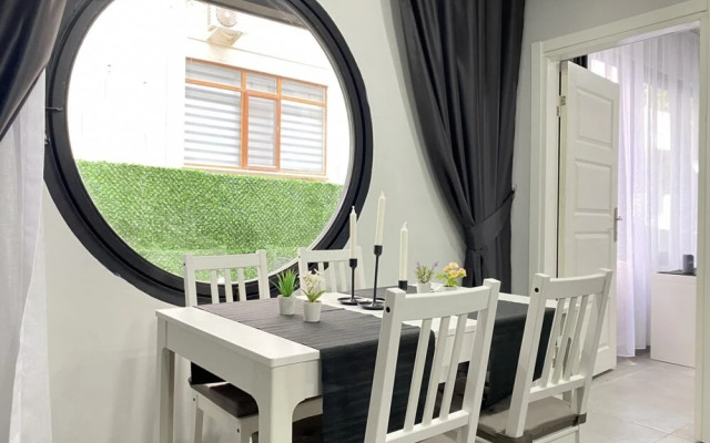 Flat Near Bagdat Street With Chic Interior Design