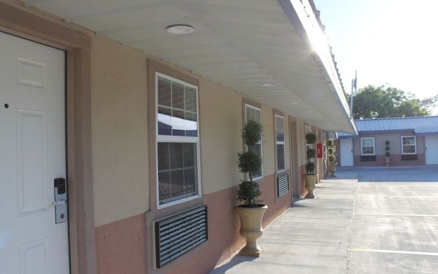 Harbour Inn