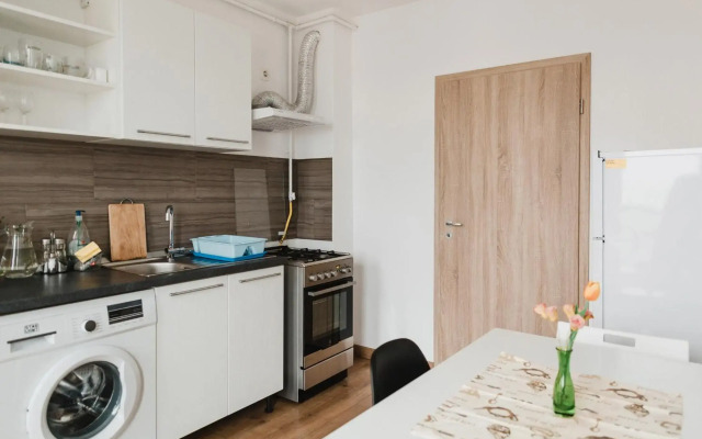 City view apartment with FREE parking