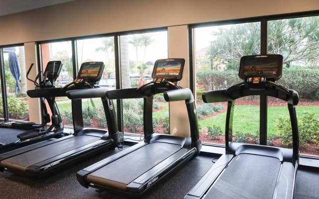 Hilton Palm Beach PBI