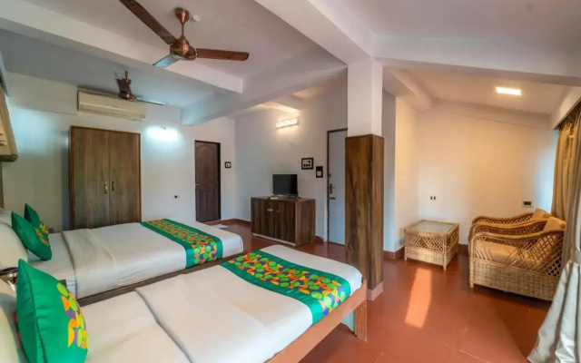 Kristal Sands Beach Resort