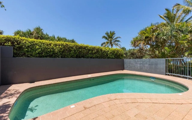 Location, location, Sunshine Beach