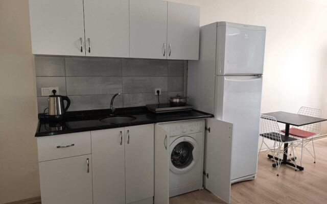 White Crown Apartman ve Yaşam Merkezi