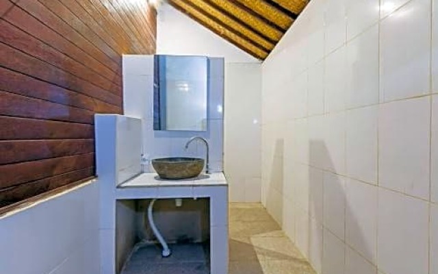 Pula Huts Lembongan RedPartner