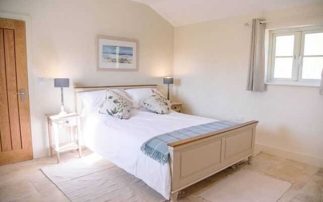 Hill Stables, Ufford
