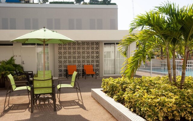 Courtyard Miami in Coral Gables by Marriott