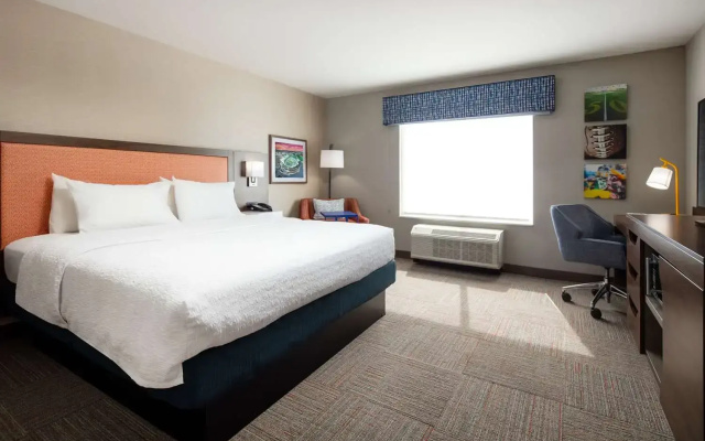 Hampton Inn by Hilton Green Bay Stadium