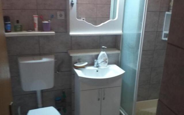 Apartman Sutomore 2