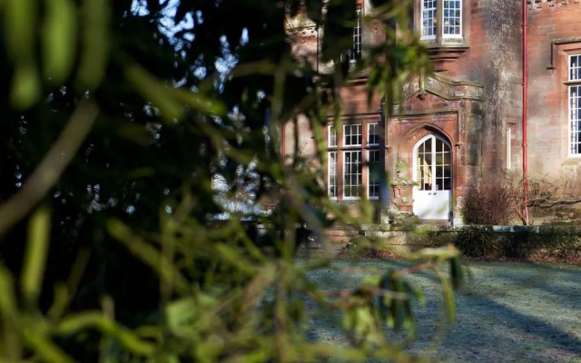 Heads Nook Hall