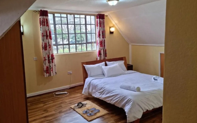 Lux Suites Weavers Haven Guest House