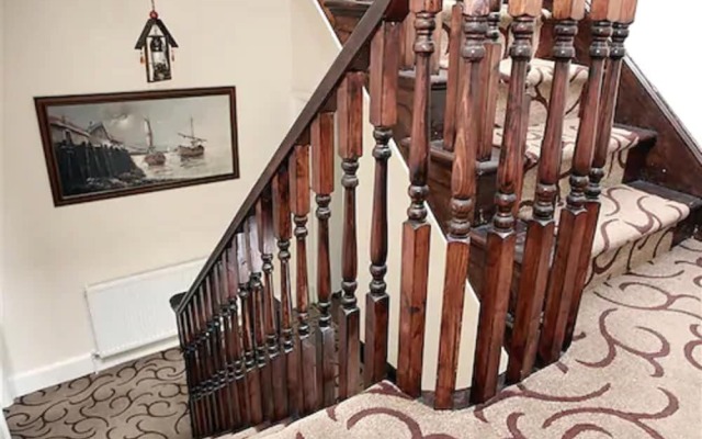 Kingston Hotel