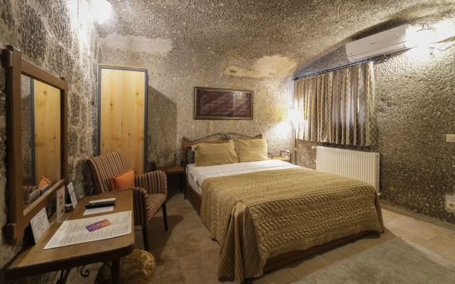Tekkaya Cave Hotel