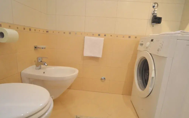 Apartment 1045
