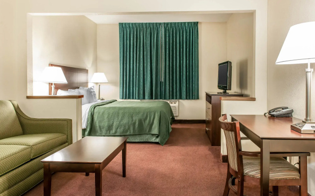 Quality Inn & Suites Danville East