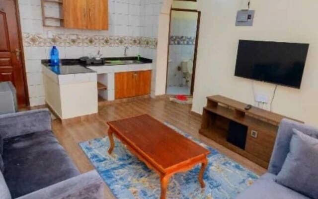 Lux Suites Juniours Apartment Bamburi