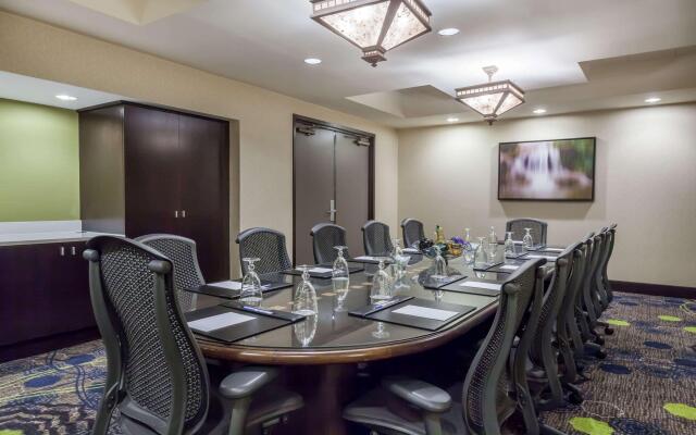 Courtyard by Marriott Pittsburgh University Center