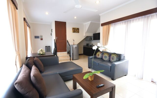 Kuta Townhouse Apartments