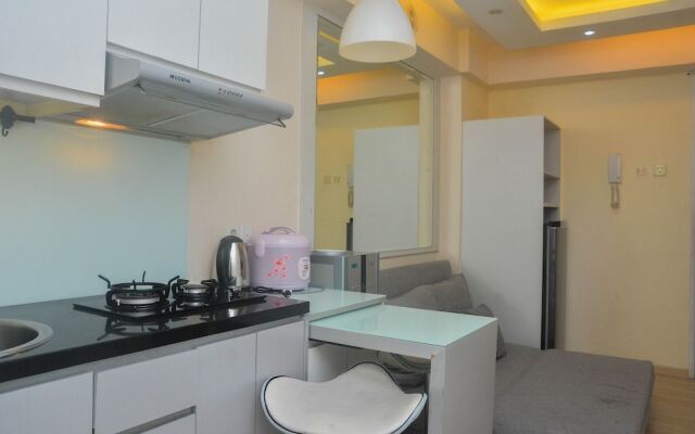 Minimalist And Warm 2Br At Bassura City Apartment