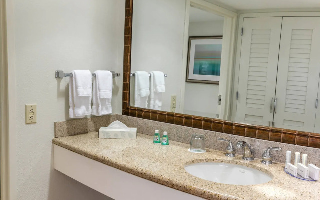 Courtyard by Marriott - Naples