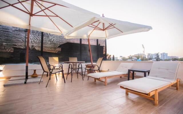 4 BR apartment & BBQ veranda