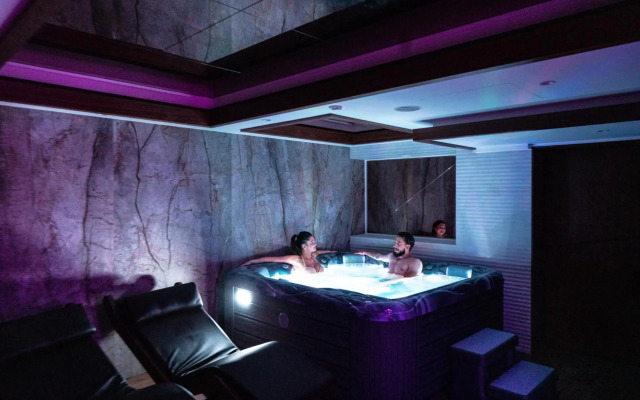 Sky hotel