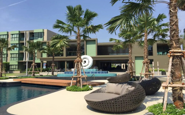 LPN Park Beach Cha-am Beachfront