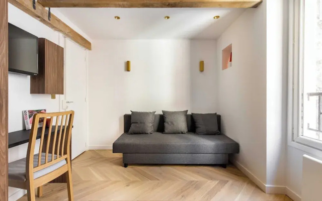 Studio in the Heart of Paris Batignolles
