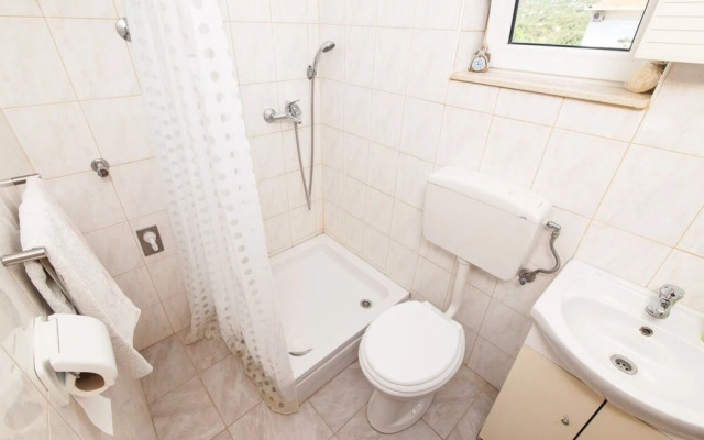 Villa Vinko - With Four Rooms - H