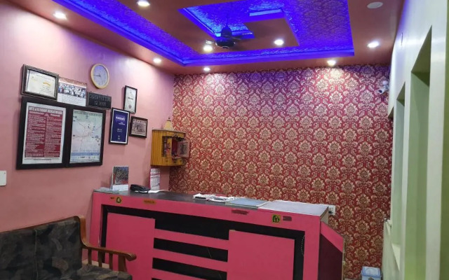 Hotel Sanjay by OYO Rooms